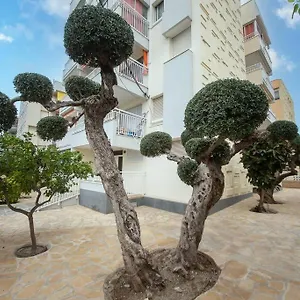 apartamento-bro-mar.top-hotels-tarragona.com/